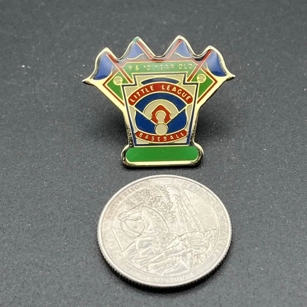 Little League Baseball 9 &‎ 10 Year Old Lapel Hat Pin